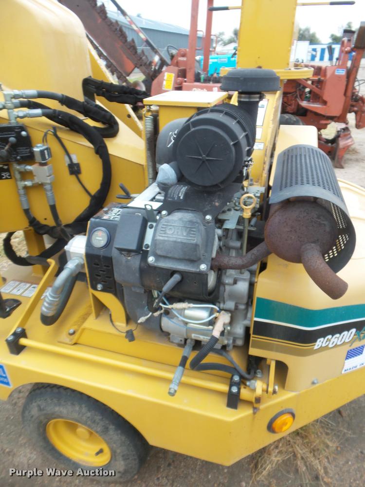 image for item DB3612 2006 Vermeer BC600XL wood chipper