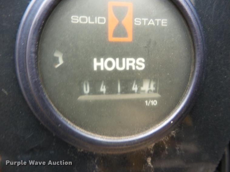 image for item DB3612 2006 Vermeer BC600XL wood chipper