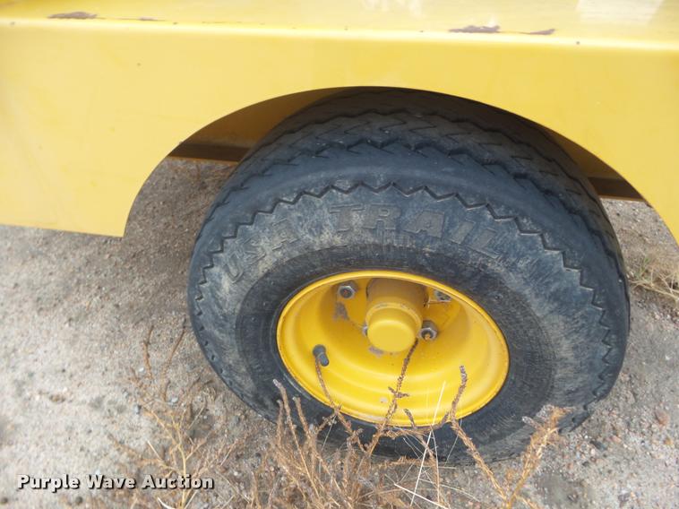 image for item DB3612 2006 Vermeer BC600XL wood chipper