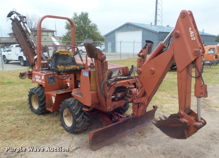 image for item DB3613 Ditch Witch 3700 trencher