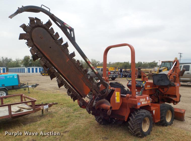 image for item DB3613 Ditch Witch 3700 trencher