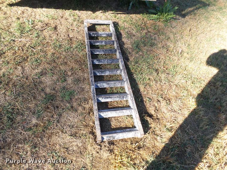 image for item DB3622 2004 Titan 14 dump trailer