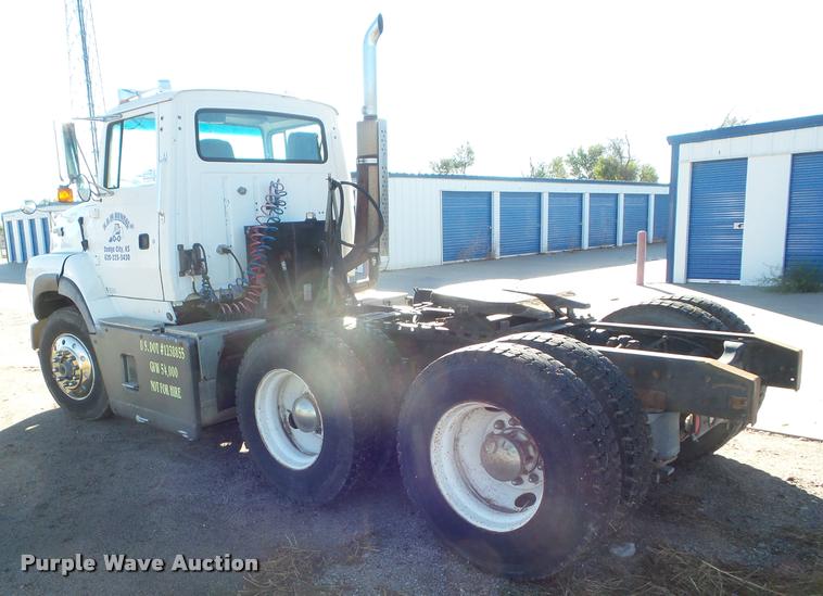 image for item DB3624 1994 Ford LTA9000 Aero Max 106 semi truck