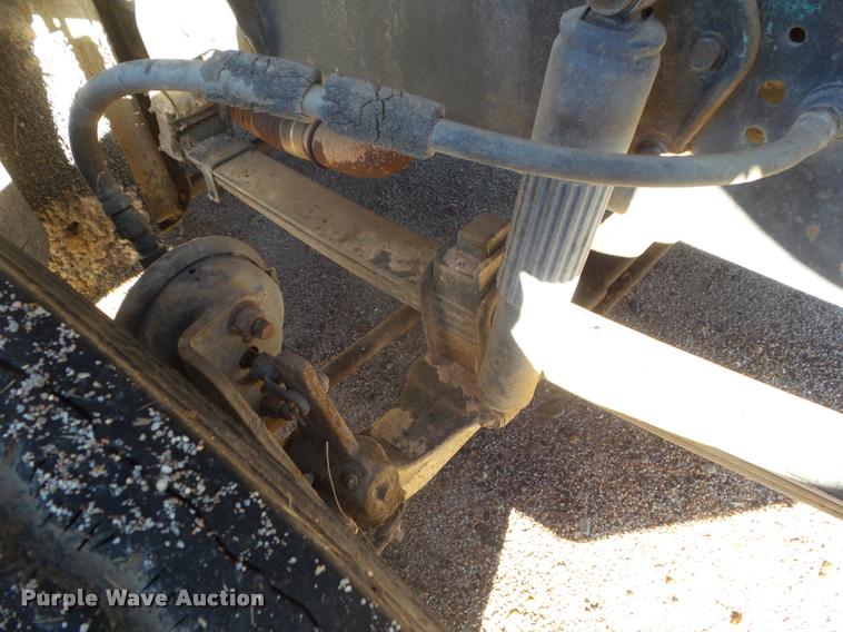 image for item DB3624 1994 Ford LTA9000 Aero Max 106 semi truck