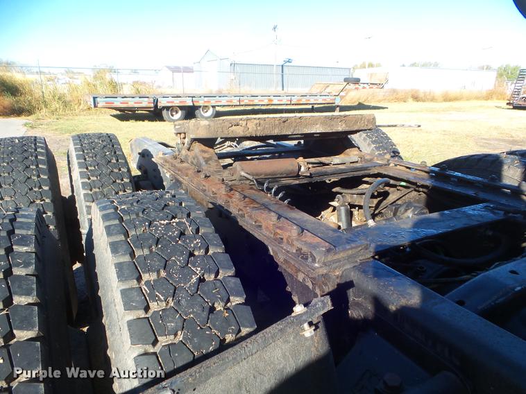 image for item DB3624 1994 Ford LTA9000 Aero Max 106 semi truck