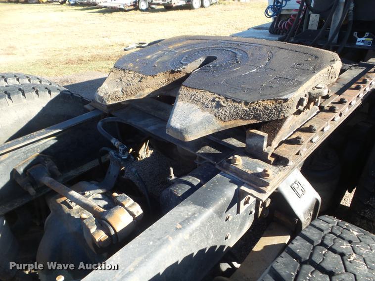 image for item DB3624 1994 Ford LTA9000 Aero Max 106 semi truck