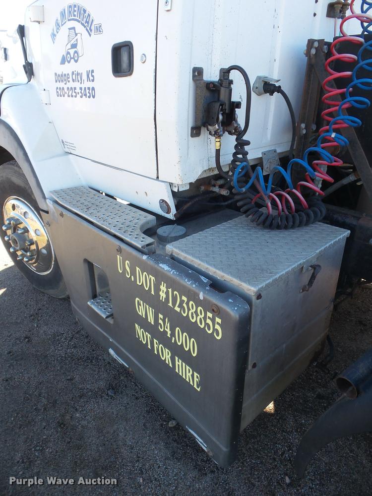 image for item DB3624 1994 Ford LTA9000 Aero Max 106 semi truck