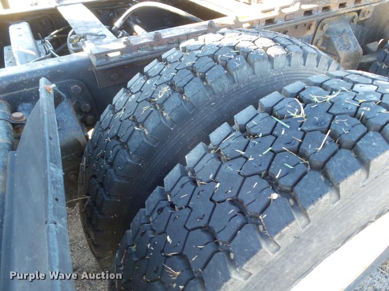 image for item DB3624 1994 Ford LTA9000 Aero Max 106 semi truck