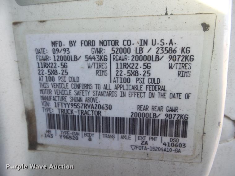 image for item DB3624 1994 Ford LTA9000 Aero Max 106 semi truck