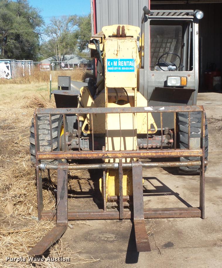 image for item DB3625 Gehl 553 telehandler