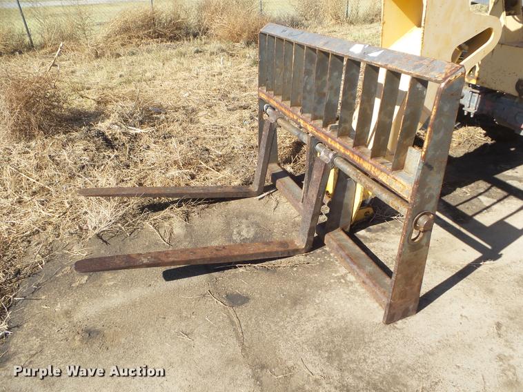 image for item DB3625 Gehl 553 telehandler