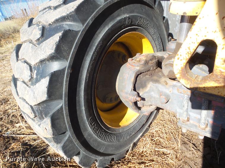 image for item DB3625 Gehl 553 telehandler