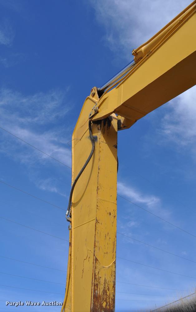 image for item L5047 1999 Caterpillar 345B L excavator