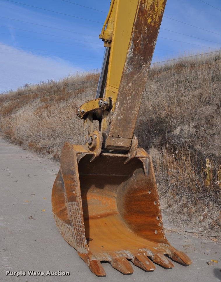 image for item L5047 1999 Caterpillar 345B L excavator