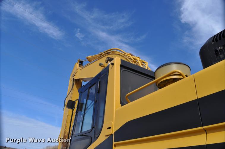 image for item L5047 1999 Caterpillar 345B L excavator