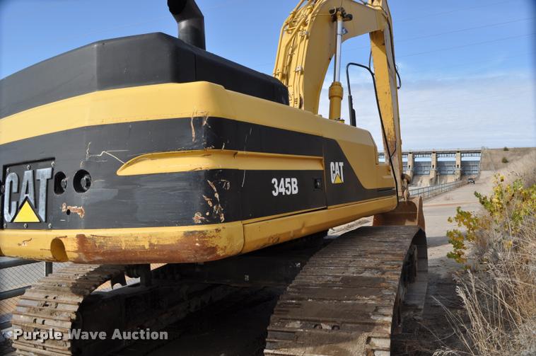 image for item L5047 1999 Caterpillar 345B L excavator