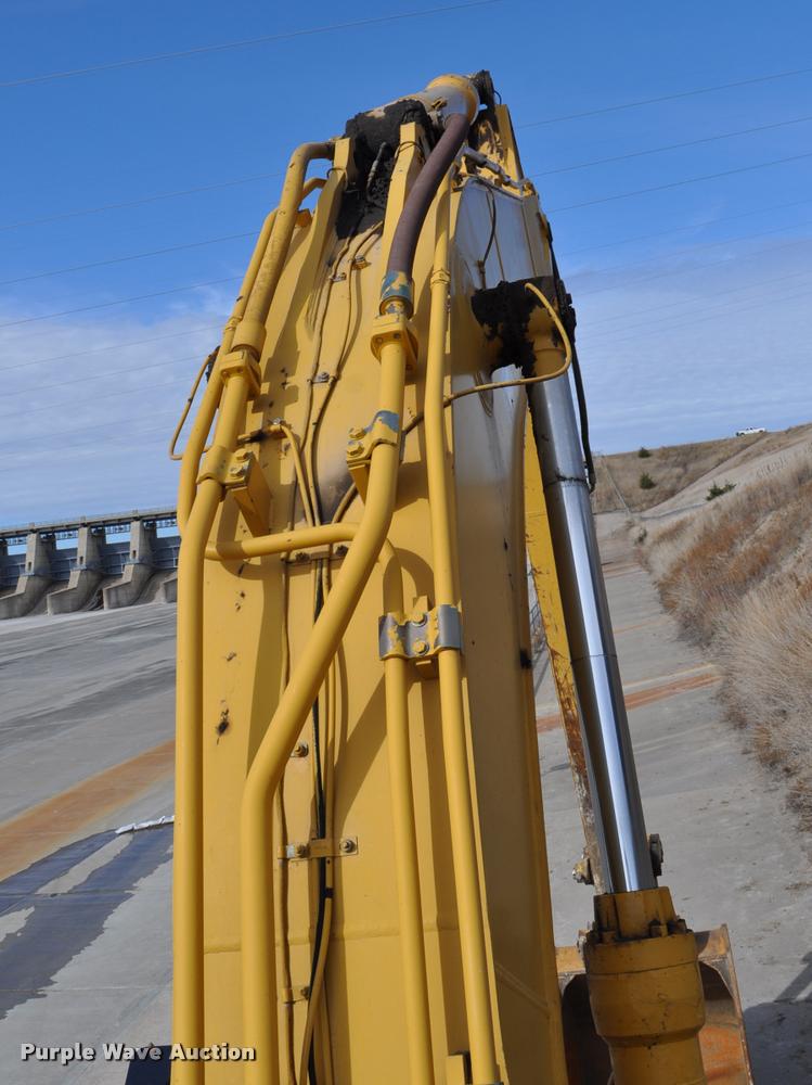 image for item L5047 1999 Caterpillar 345B L excavator