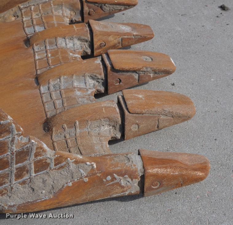 image for item L5047 1999 Caterpillar 345B L excavator