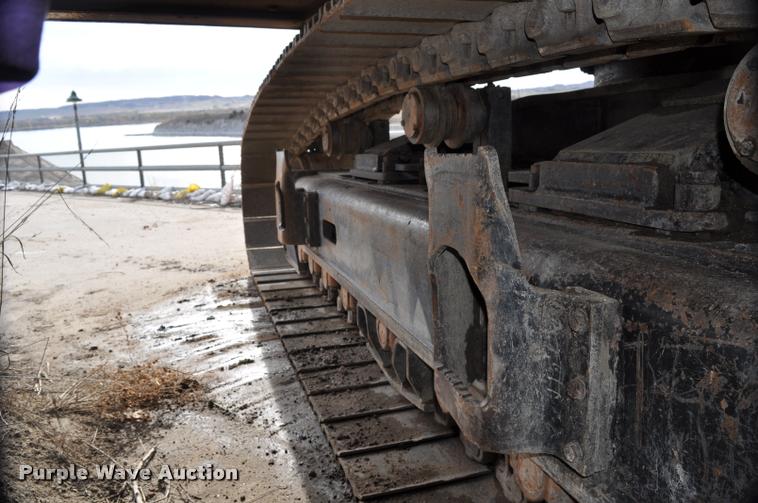 image for item L5047 1999 Caterpillar 345B L excavator