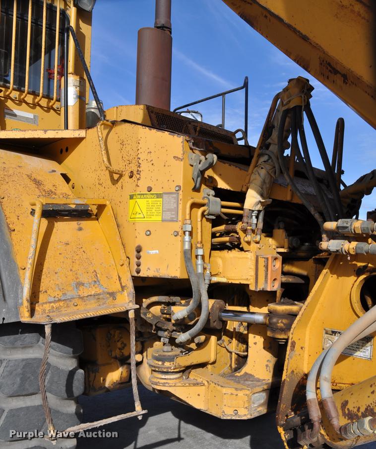image for item L5048 1993 Caterpillar D350D haul truck