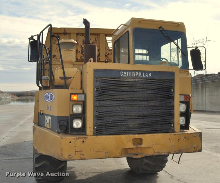 image for item L5048 1993 Caterpillar D350D haul truck