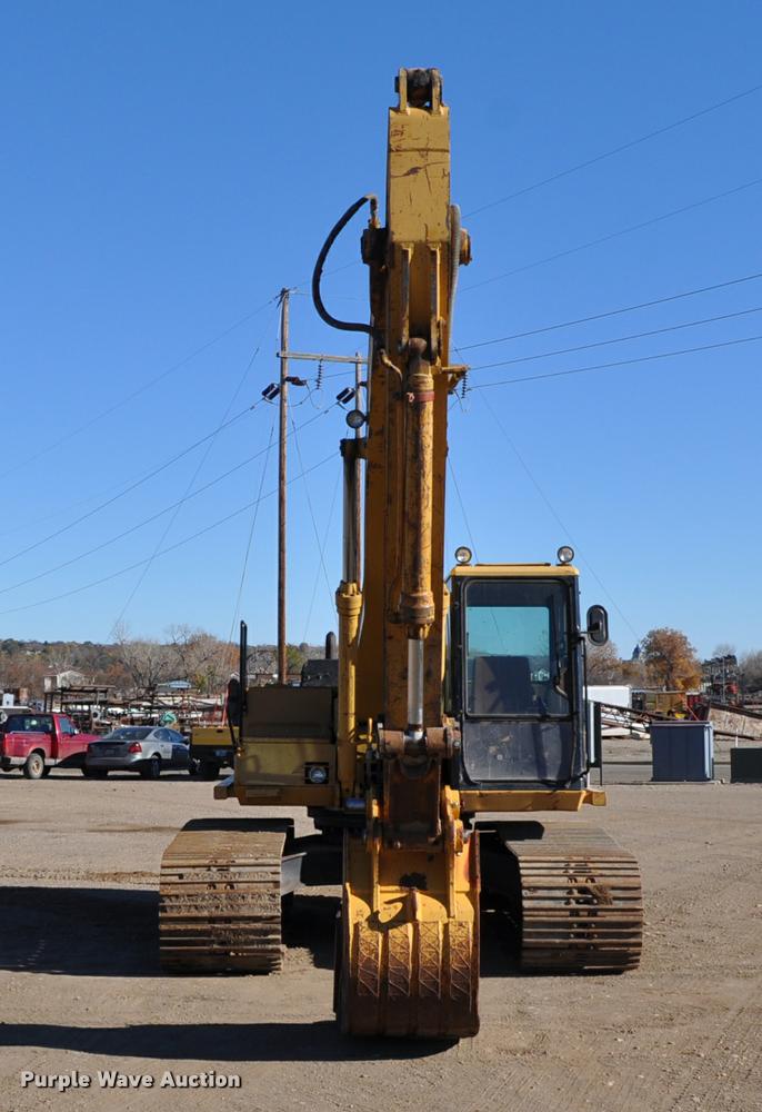 image for item L5049 1990 Caterpillar EL200B excavator