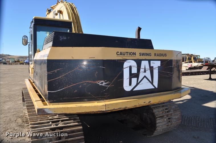 image for item L5049 1990 Caterpillar EL200B excavator