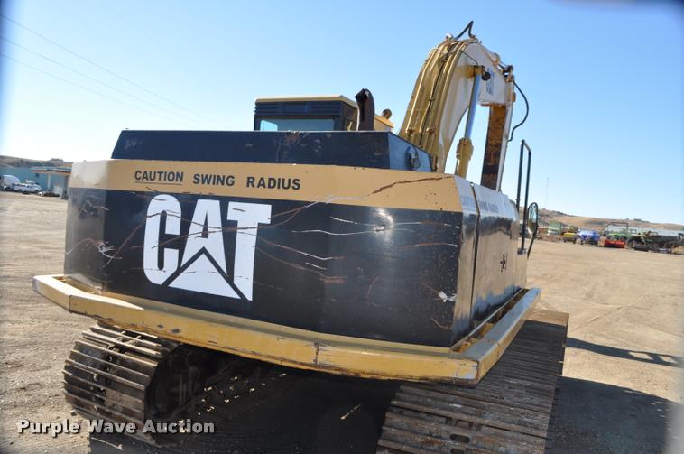 image for item L5049 1990 Caterpillar EL200B excavator