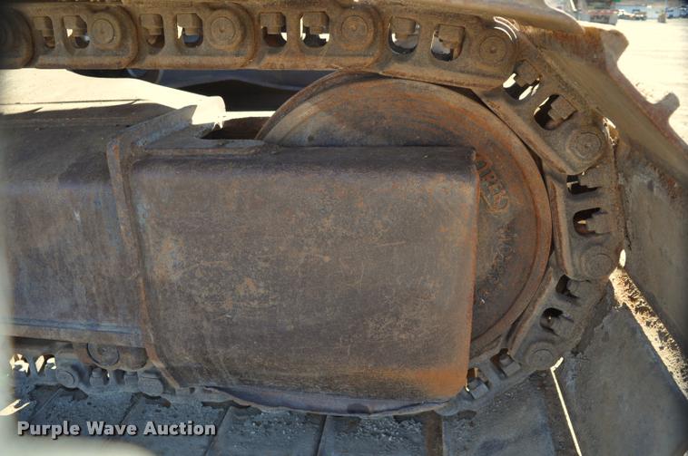 image for item L5049 1990 Caterpillar EL200B excavator