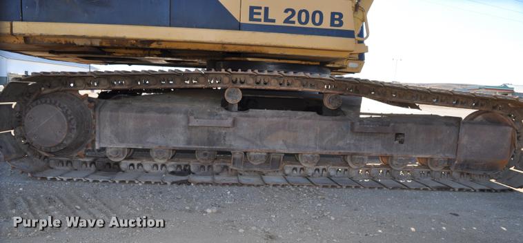 image for item L5049 1990 Caterpillar EL200B excavator