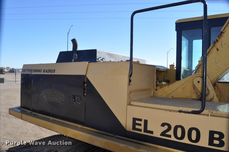 image for item L5049 1990 Caterpillar EL200B excavator