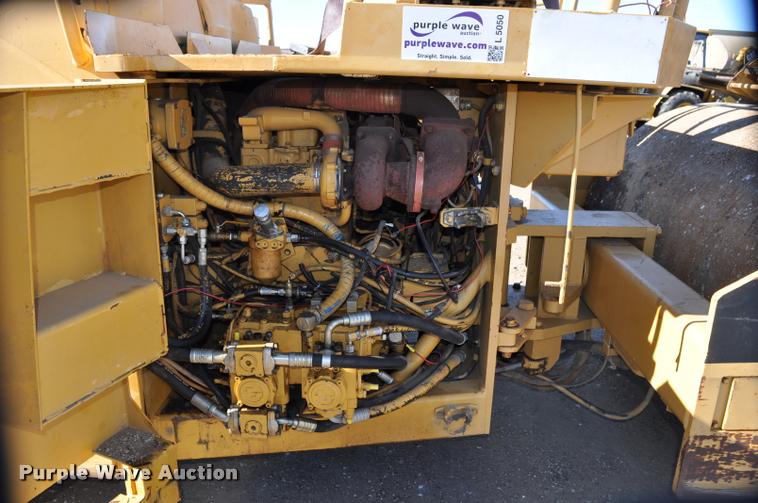 image for item L5050 1990 Caterpillar CB-534 double drum vibratory roller