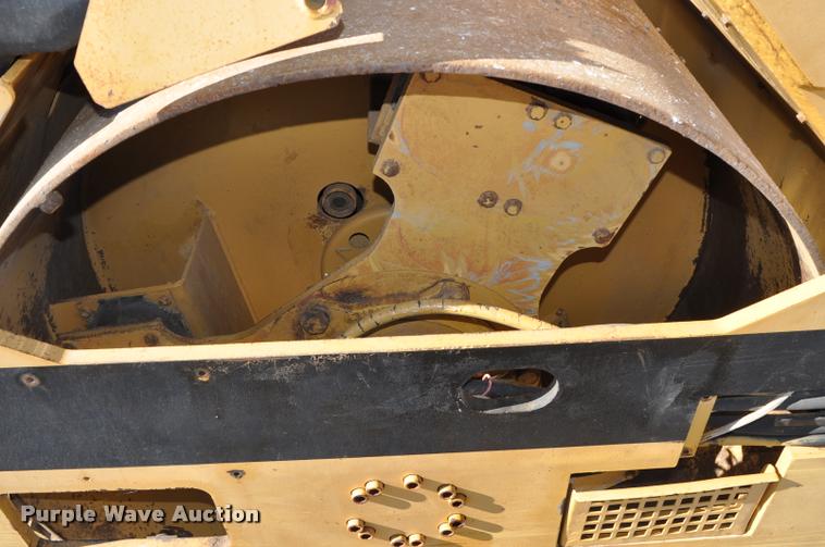 image for item L5050 1990 Caterpillar CB-534 double drum vibratory roller