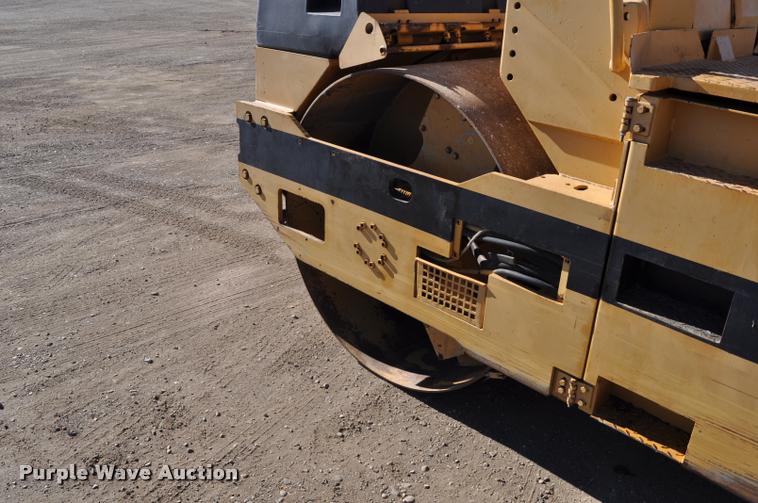 image for item L5050 1990 Caterpillar CB-534 double drum vibratory roller