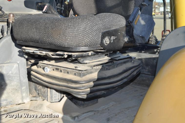 image for item L5051 1999 Caterpillar 416C backhoe