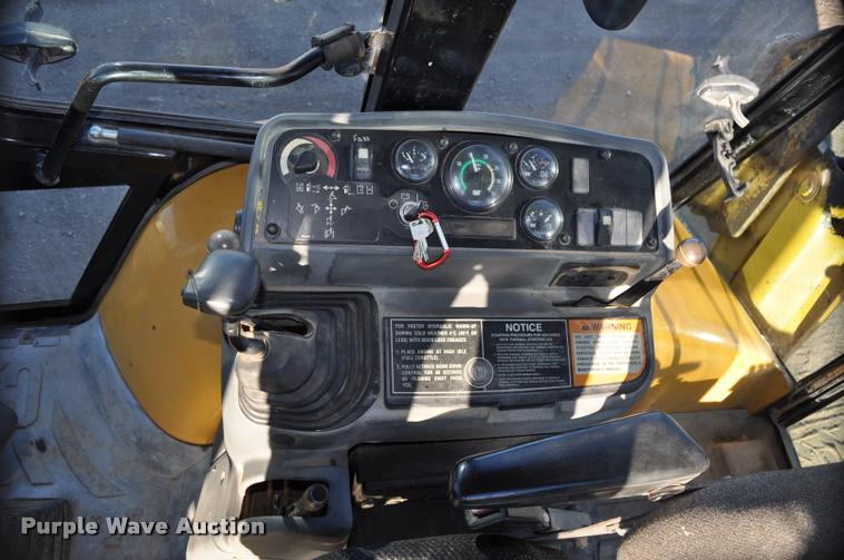 image for item L5051 1999 Caterpillar 416C backhoe