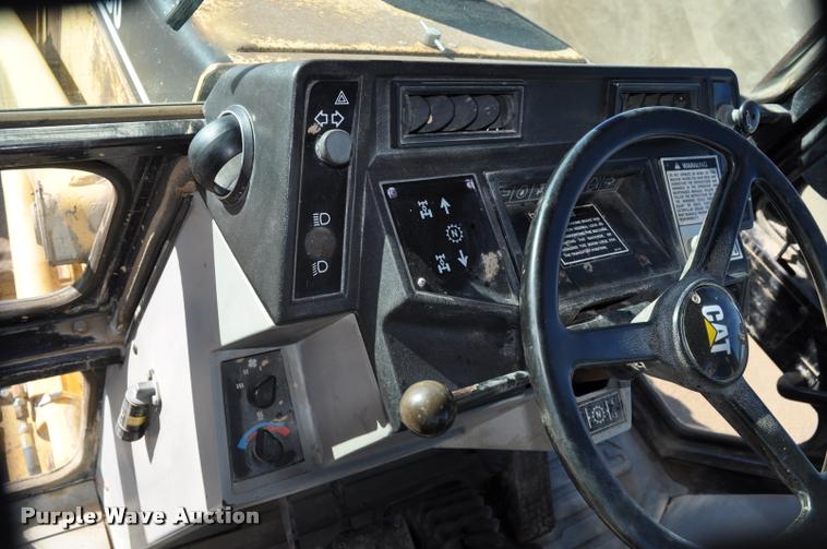 image for item L5052 1993 Caterpillar 416B backhoe