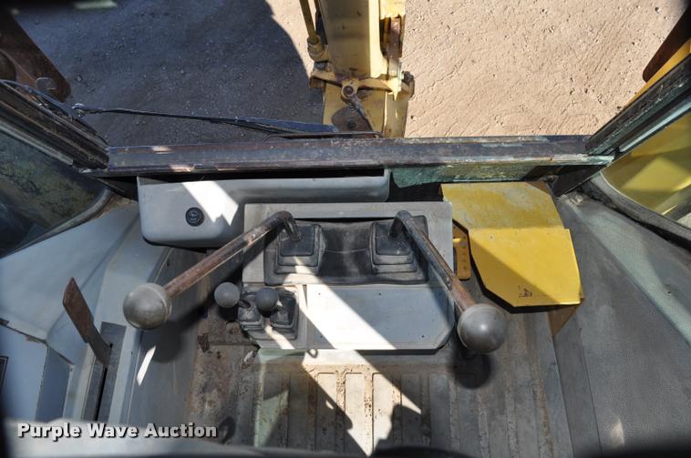 image for item L5052 1993 Caterpillar 416B backhoe