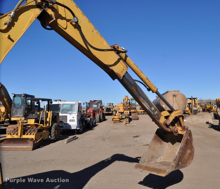 image for item L5052 1993 Caterpillar 416B backhoe