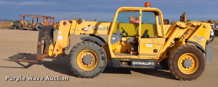image for item L5057 1999 Gehl DL6L-40 telehandler
