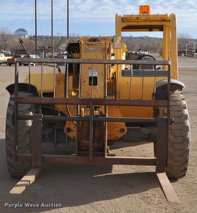 image for item L5057 1999 Gehl DL6L-40 telehandler