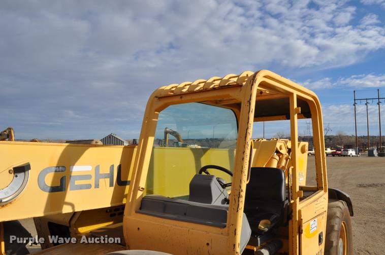 image for item L5057 1999 Gehl DL6L-40 telehandler