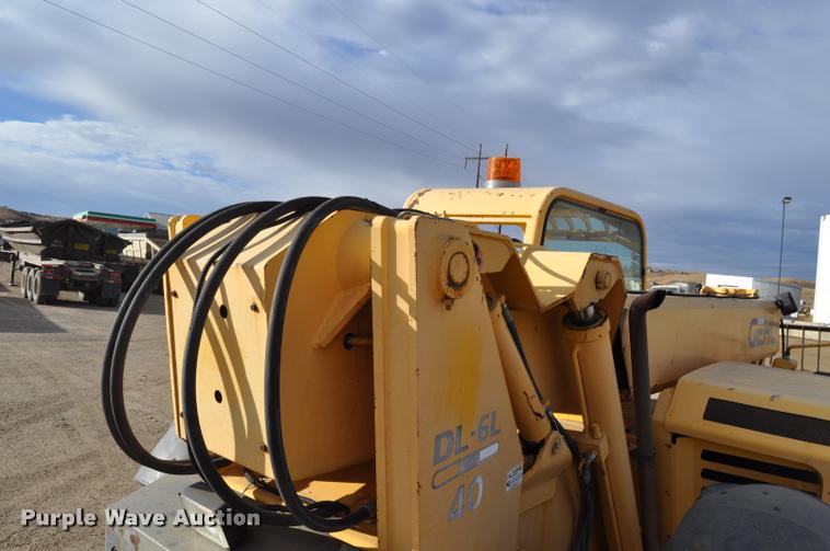 image for item L5057 1999 Gehl DL6L-40 telehandler