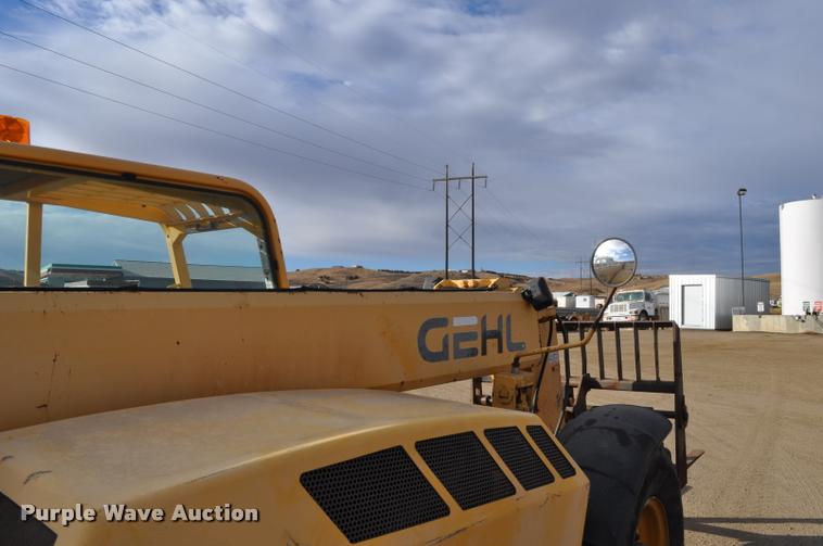 image for item L5057 1999 Gehl DL6L-40 telehandler