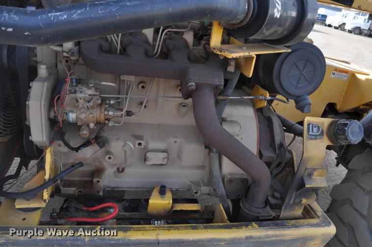 image for item L5057 1999 Gehl DL6L-40 telehandler