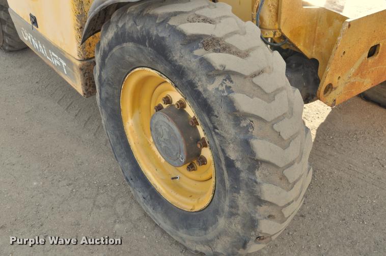 image for item L5057 1999 Gehl DL6L-40 telehandler