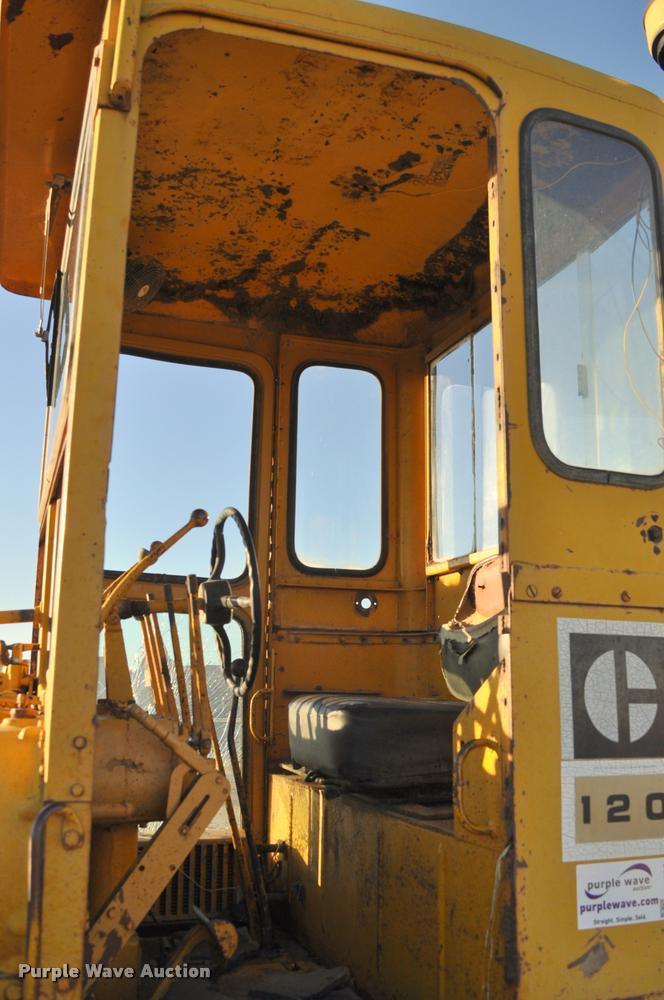image for item L5059 1972 Caterpillar 120 rigid frame motor grader