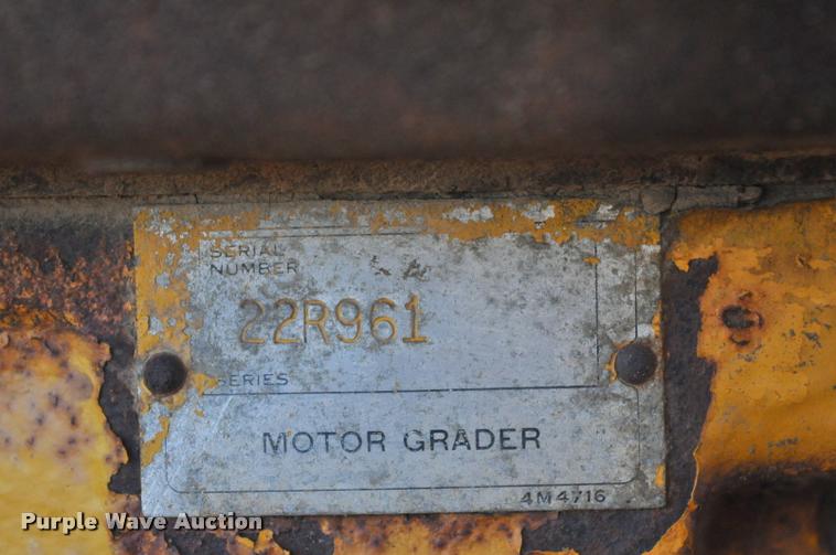 image for item L5059 1972 Caterpillar 120 rigid frame motor grader