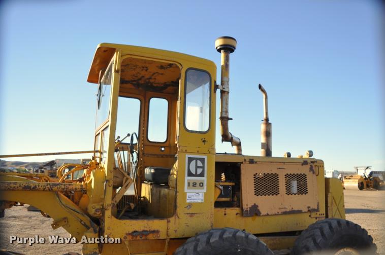 image for item L5059 1972 Caterpillar 120 rigid frame motor grader
