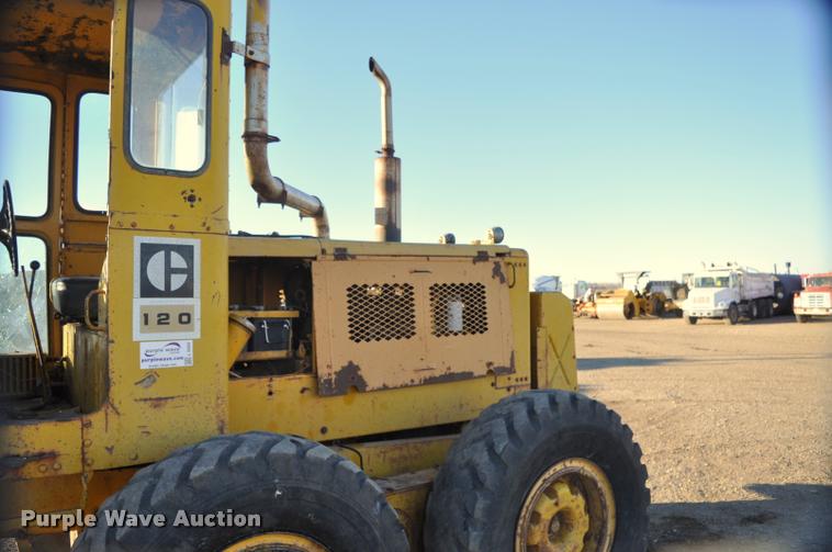 image for item L5059 1972 Caterpillar 120 rigid frame motor grader